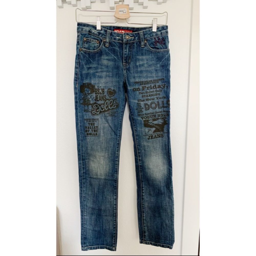 BS2B Straight Jeans with Print Detail